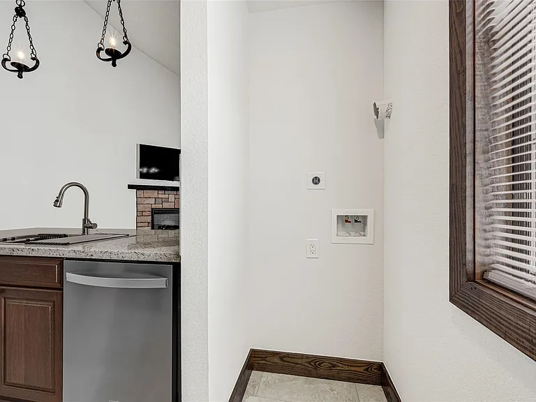 29529A Turnbury Village Dr — Photo 6