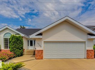 12416 29a Ave NW, Edmonton, AB T6J6C6