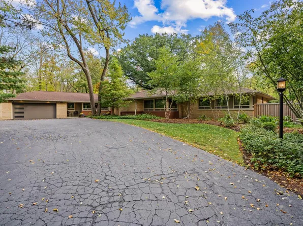 1601 East Dean ROAD, Fox Point, WI 53217