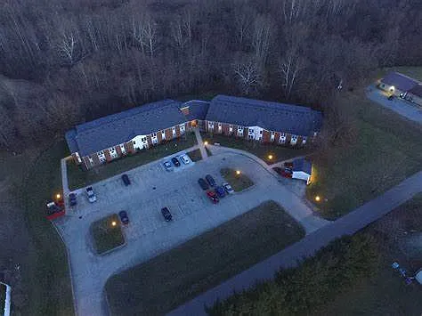 Vinton Manor — Photo 2