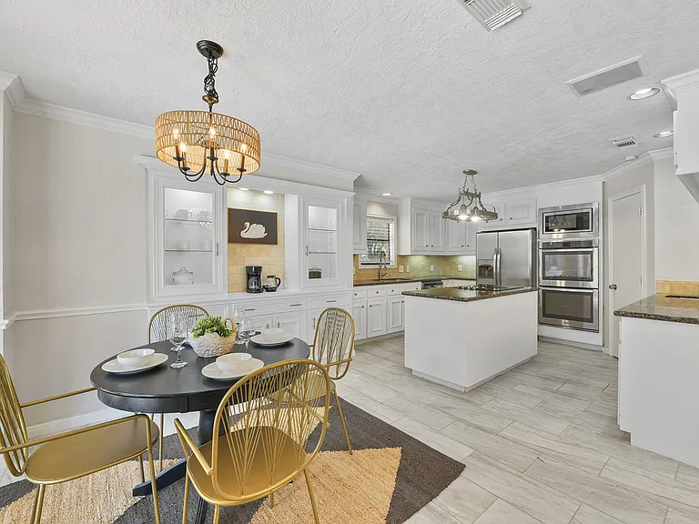 Live Oak Ln — Photo 9