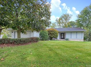 4720 Orchard Ridge Dr, Troy, MI