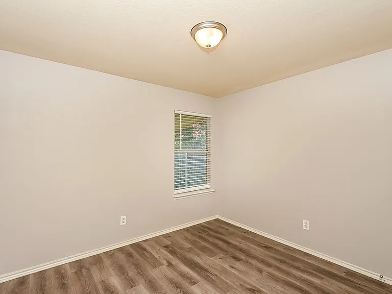9268 Saint Martin Rd — Photo 12
