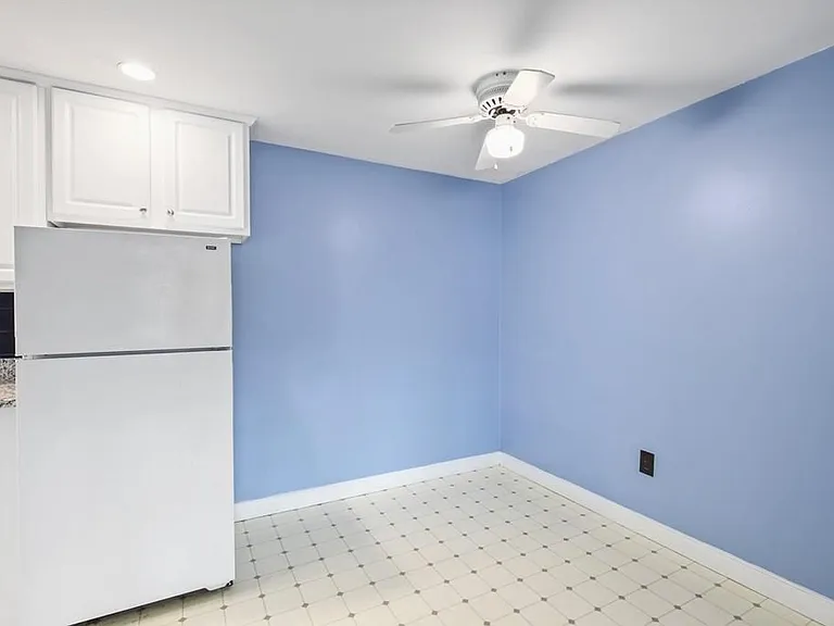 8 Old Colony Ln #10 — Photo 6
