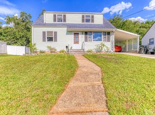 18 Mimi Rd, Old Bridge, NJ 08857