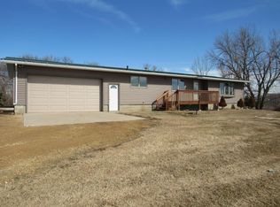 40859 200th St, Delavan, MN 56023