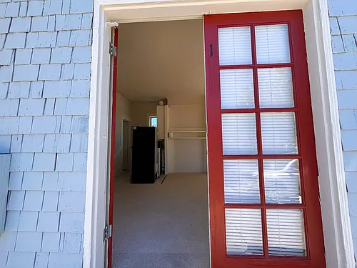1220 Donnelly Ave #1 Photo 1