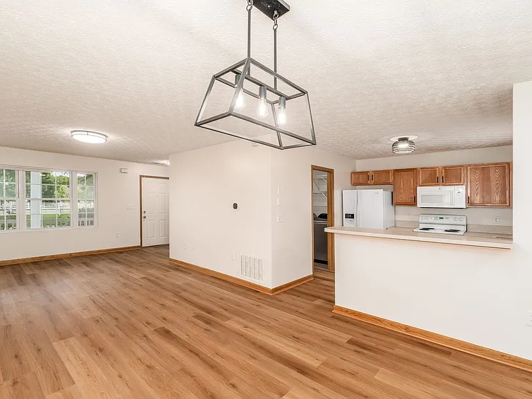 6201 Norway Glen Ave — Photo 16