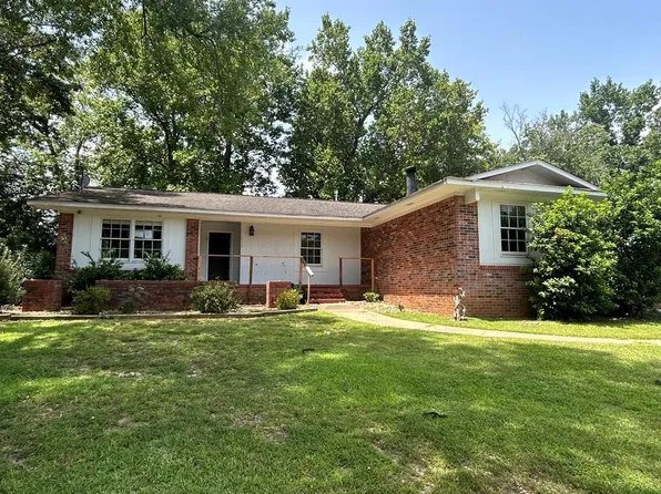 808 S Ouida St, Enterprise, AL 36330