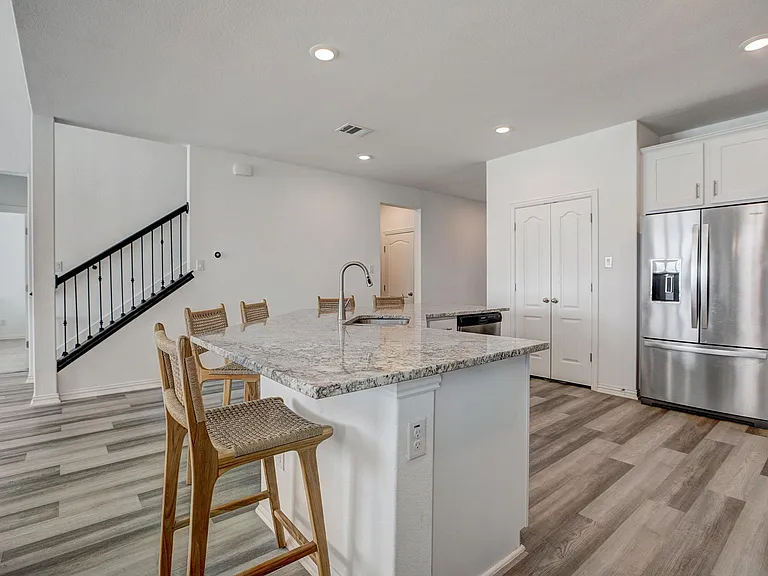 308 Monteforte Rd — Photo 9