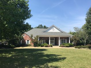 2109 Kehrspoint Dr, Chesterfield, MO 63005