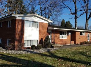 410 W Maple St, Saint Charles, MI 48655