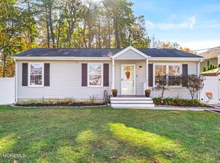 1533 Arient Rd, Forked River, NJ 08731