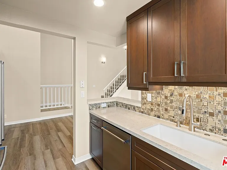 12309 Summertime Ln — Photo 11