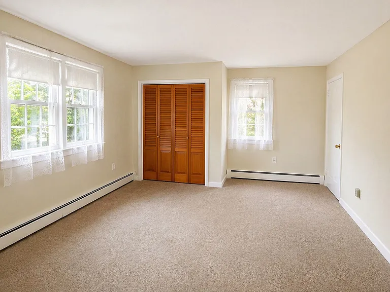 40 Mountain Ave — Photo 8