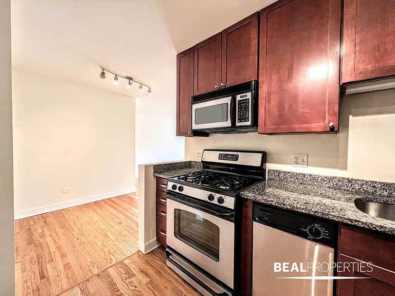 625 W Wrightwood — Photo 54