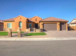 8038 W Chama Dr, Peoria, AZ 85383