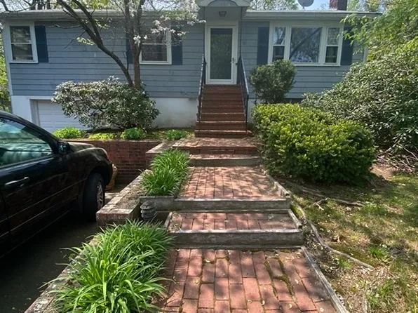68 Thayer Cir, Randolph, MA 02368
