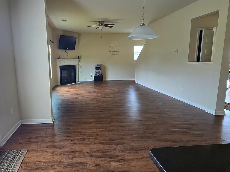 245 Silver Willow Walk — Photo 5