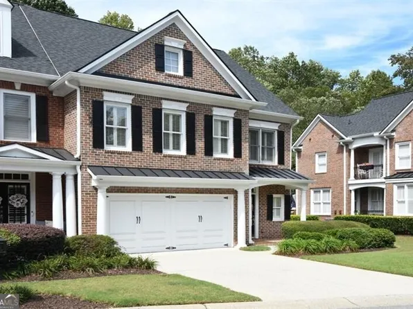 4709 Village Green Dr, Roswell, GA 30075