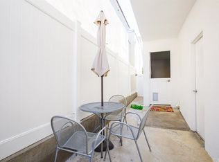 515 1/4 Larkspur Ave, Corona Del Mar, CA 92625