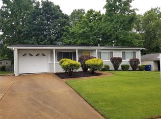 2490 Parker Rd, Florissant, MO 63033