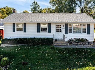 1255 Lindale Dr, Marion, IA 52302