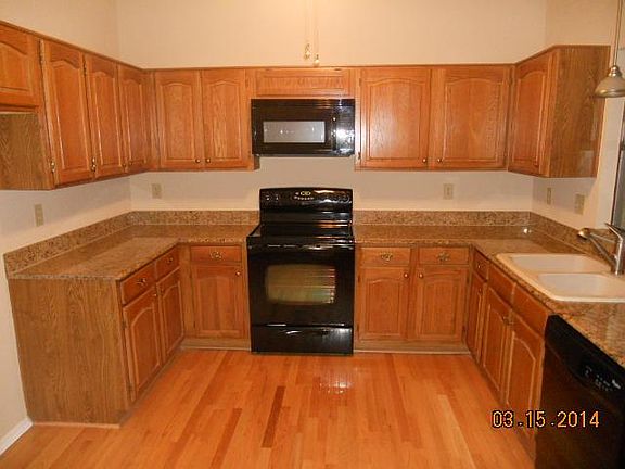 3rd image of 3013 Matterhorn Dr