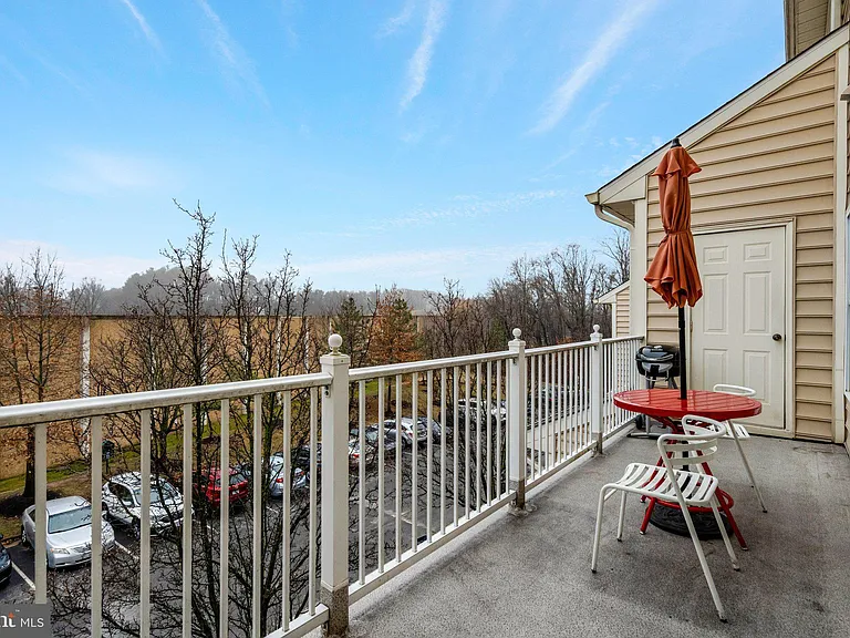 4479 Beacon Grove Cir #B — Photo 18