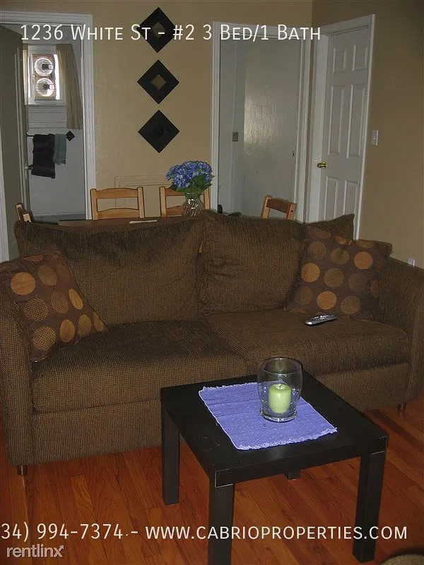 1236 White St. — Photo 3
