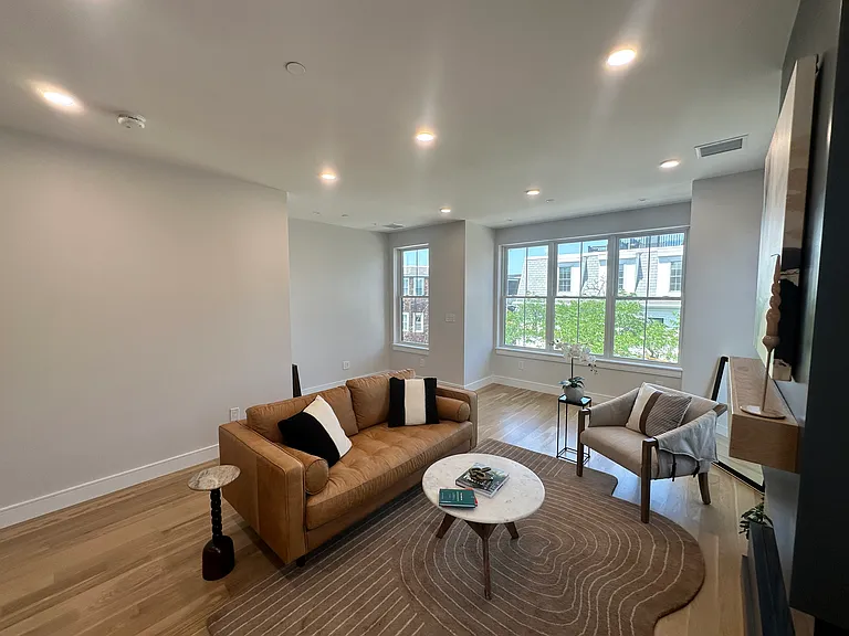 54 Dorset St #5 — Photo 5