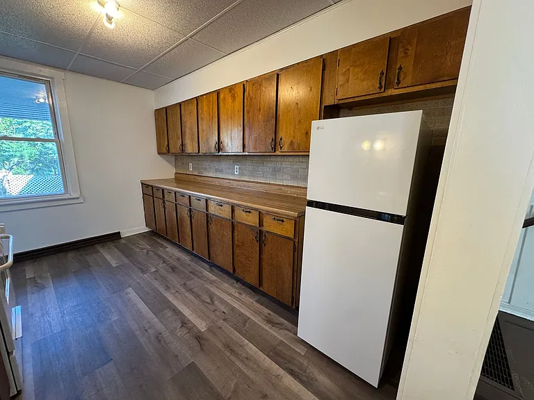 638 N Franklin St — Photo 11