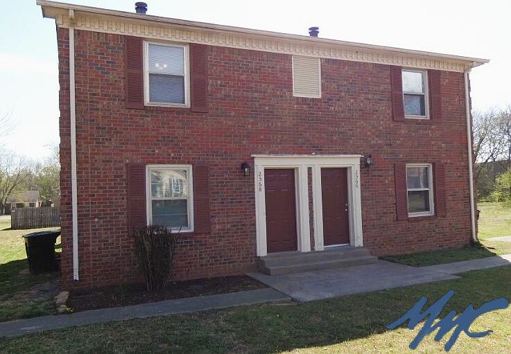 1st image of 2568 Oak Hill Dr