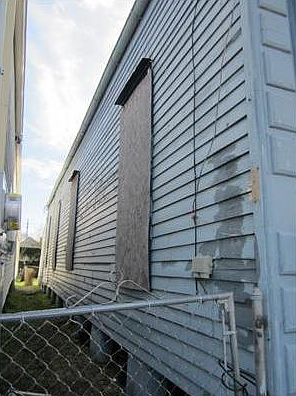 3rd image of 2216 N Robertson St