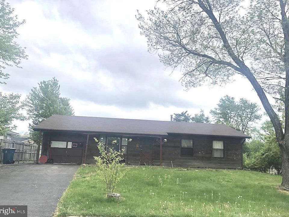 1st image of 800 S Alder Ave