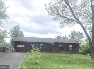 800 S Alder Ave, Sterling, VA 20164