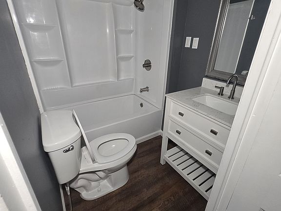 5th image of 62 Treyer St #2