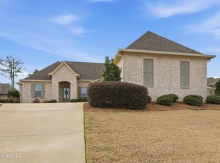 111 Camden Lake Dr, Madison, MS 39110