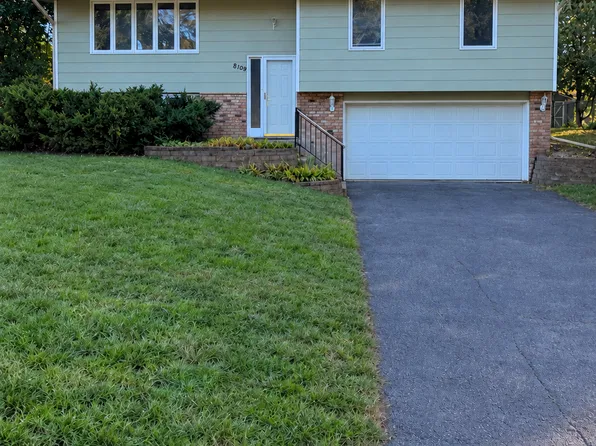 8109 46 1/2 Ave N, New Hope, MN 55428