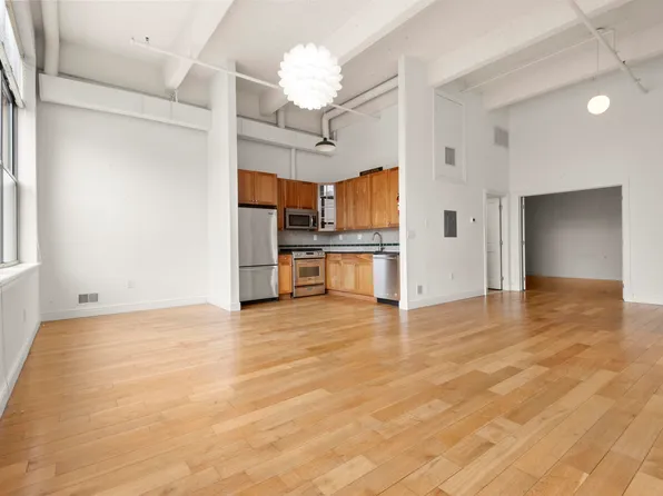 300 Communipaw Avenue 127 image 2 of 34