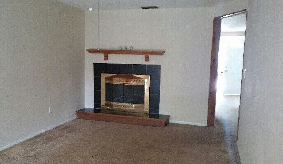 2nd image of 1330 Solar Cir