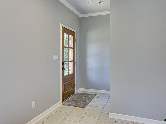 2nd image of 2708 Hillside Dr