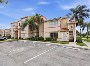 3310 Pinewalk Dr N APT 1817, Pompano Beach, FL 33063