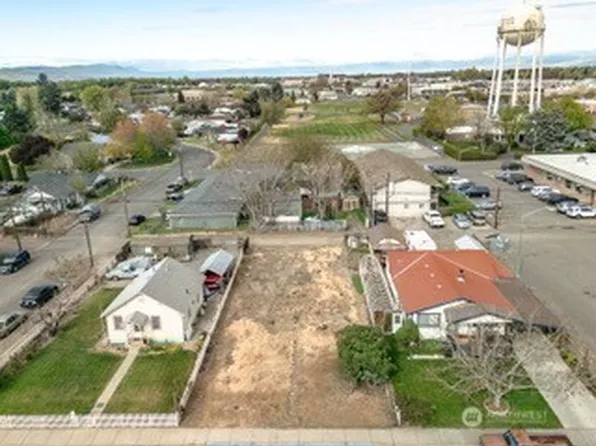 315 S Beech Street, Toppenish, WA 98948