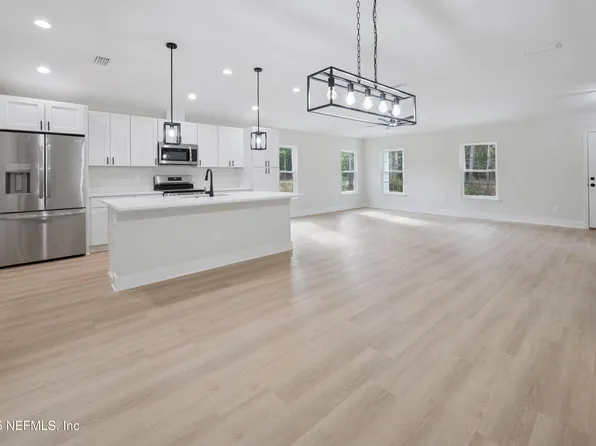 106 COLUMBIA Avenue, Florahome, FL 32140