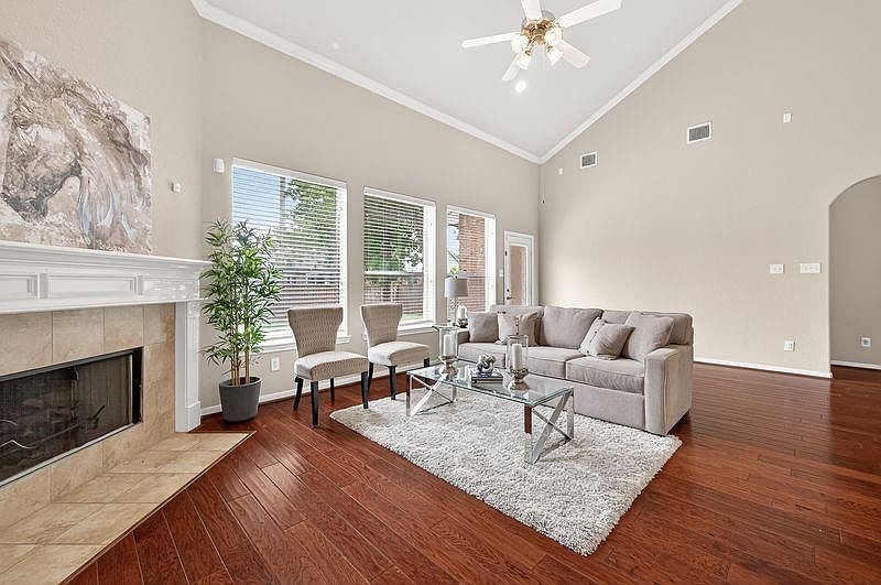 1st image of 111 S Rocky Point Cir