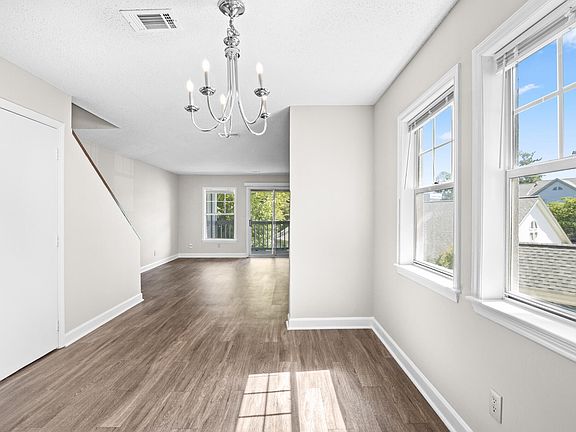 3rd image of 2500 Avent Ferry Rd APT 201