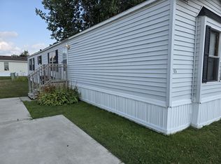 65 Eucalyptus Ct #65, Flint, MI 48506