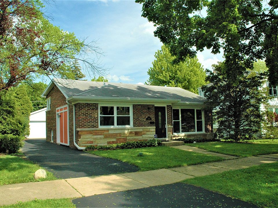 1st image of 907 N Princeton Ave