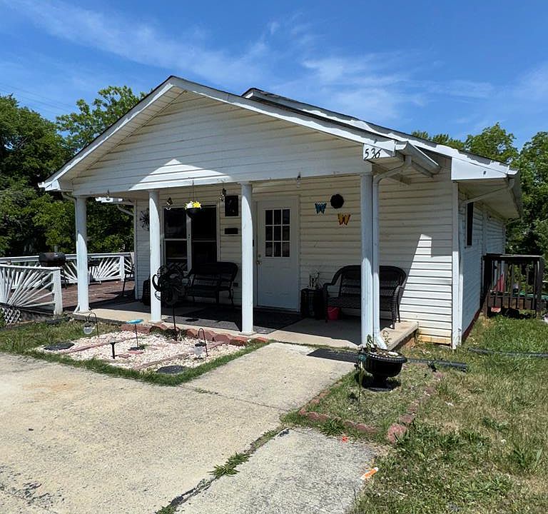 1st image of 536 Hughes St